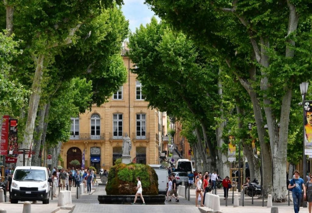 Cours Mirabeau