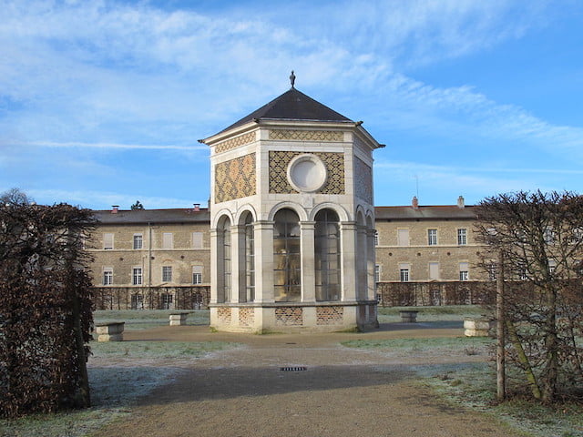 Puit De Moise