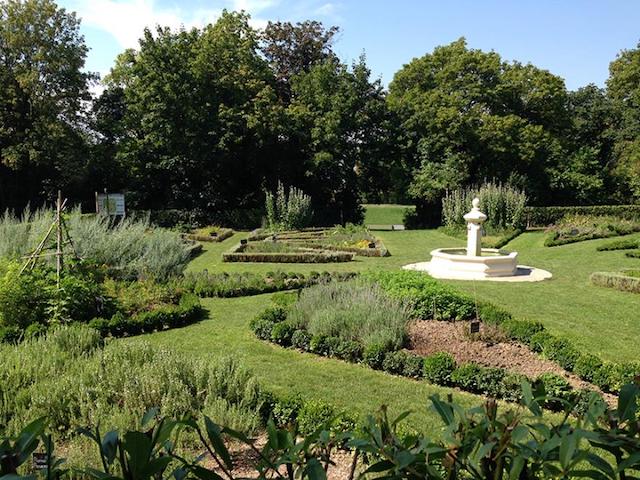 Parc De Champagne