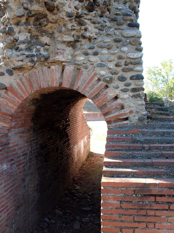 24. Amphitheatre