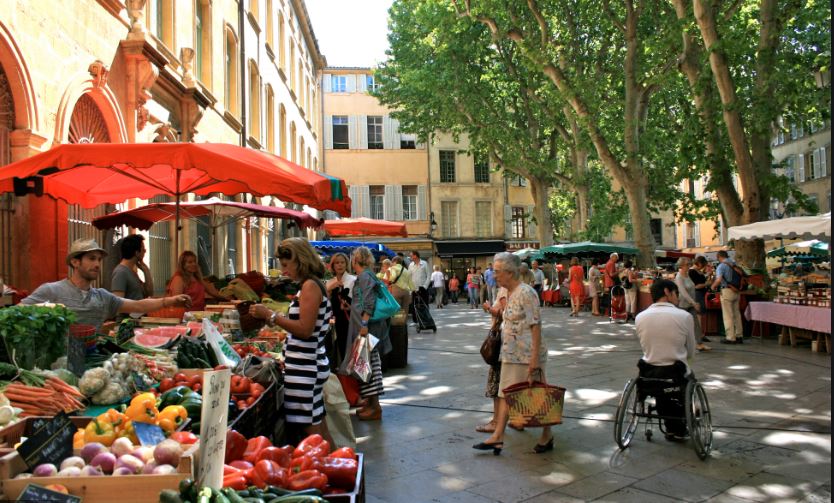 Le Grand Marché
