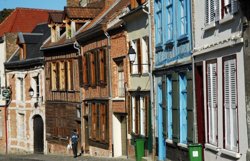 6 Saint Leu