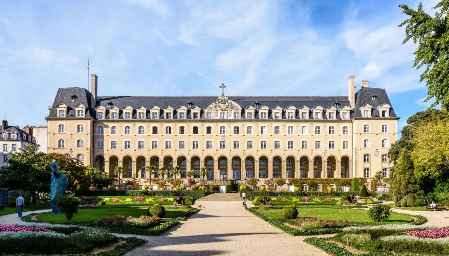 Palais St Georges
