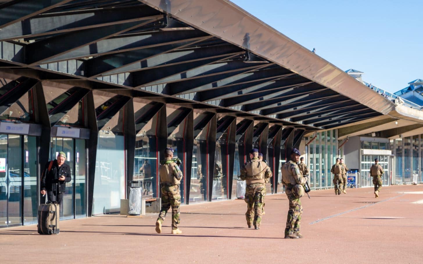Militaires