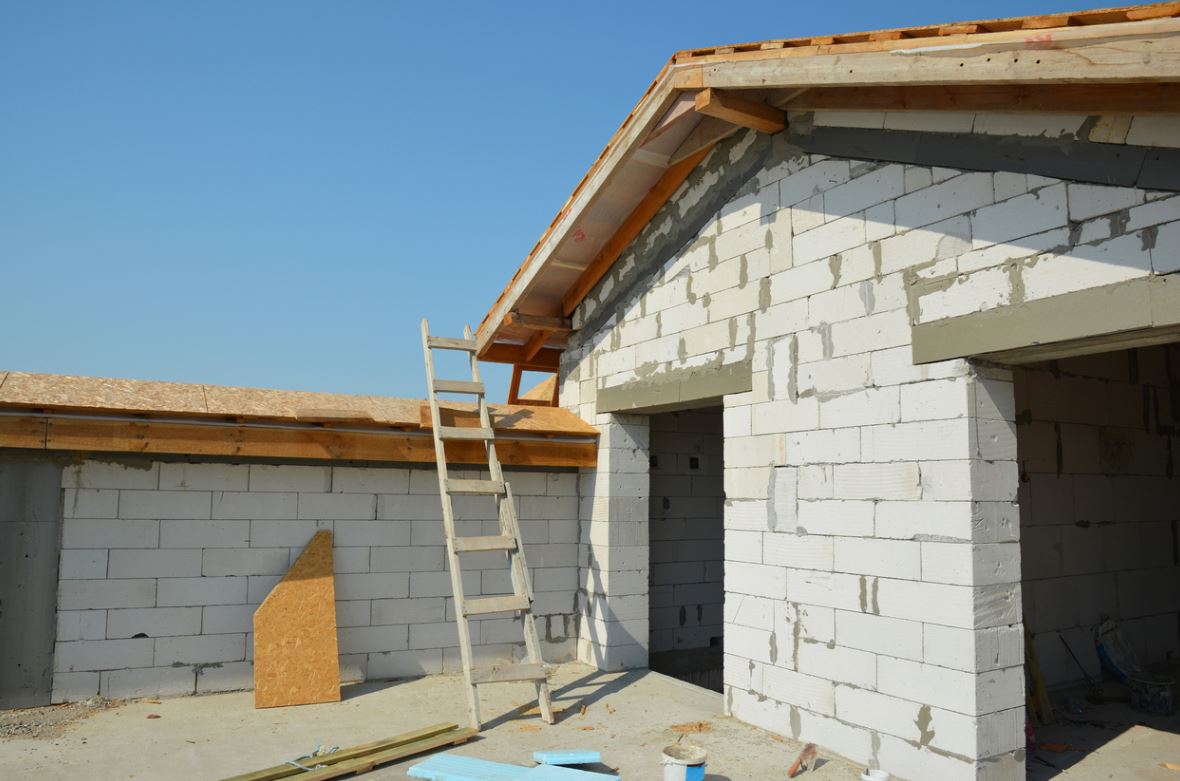 Construction Garage