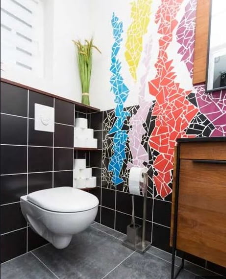 Couleurs Vives Dans Les Toilettes