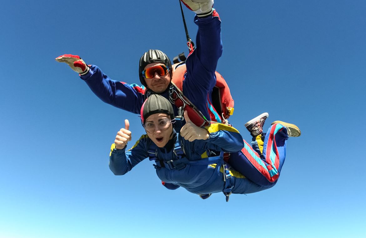 Saut En Parachute