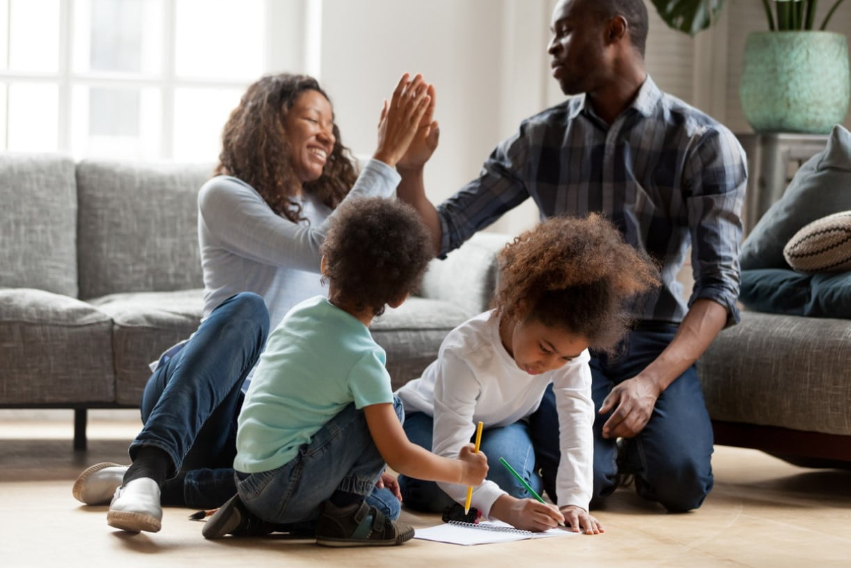 Jeu en famille : top 10 des jeux qui se jouent sans matériel