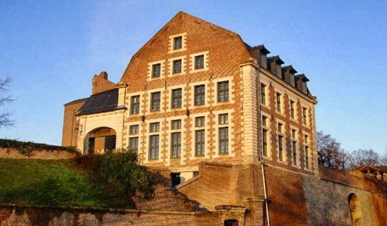 Chateau De Selles A Cambrai
