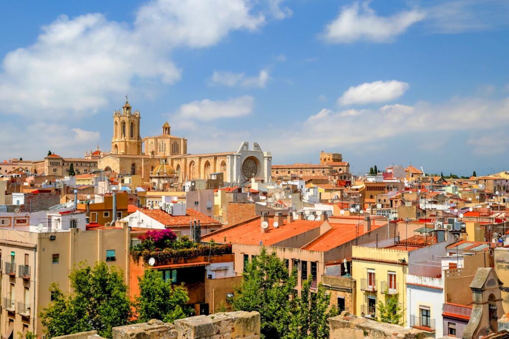 Paysage urbain de la ville fortée de Tarragone Espagne