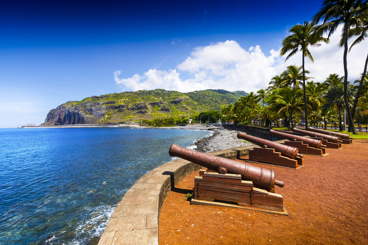 canon historique à le barachois place, Saint Denis, Ile de la réunion