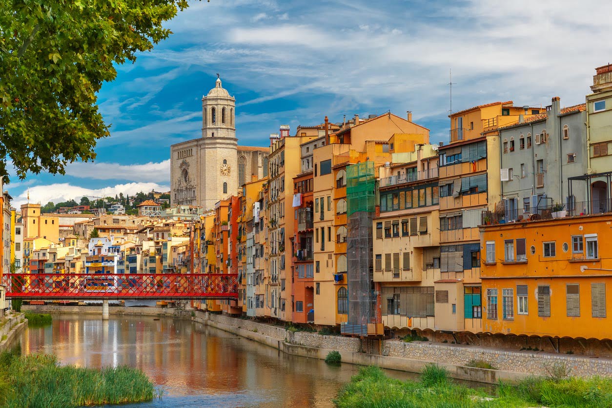 Maisons colorées à Gérone, en Catalogne, Espagne