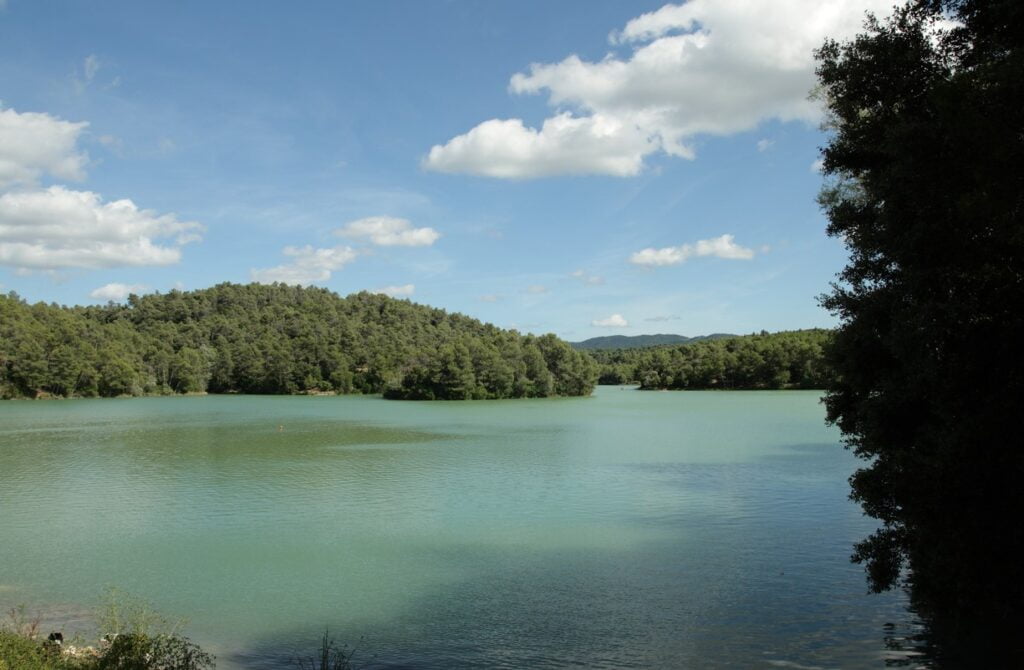 Lac De Cavayère