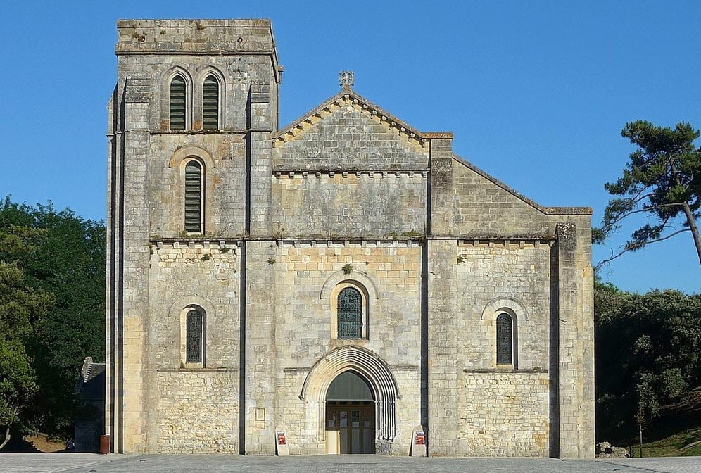 La Basilique Notre Dame De La Fin Des Terres