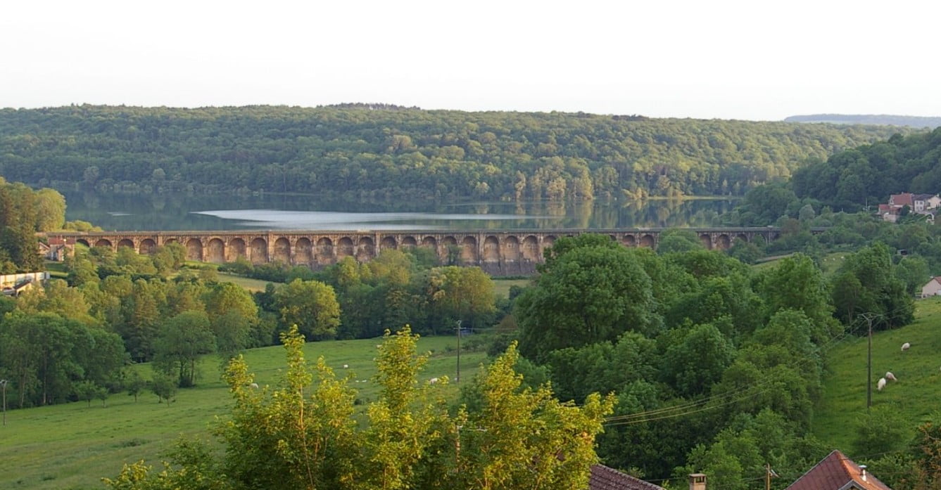 Lac De La Mouche