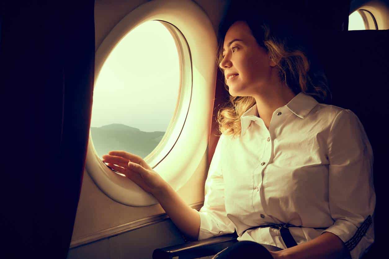 alt = voyage avion éviter stress