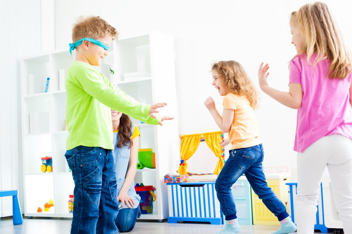 Colin Maillard Jeu Enfant Règles