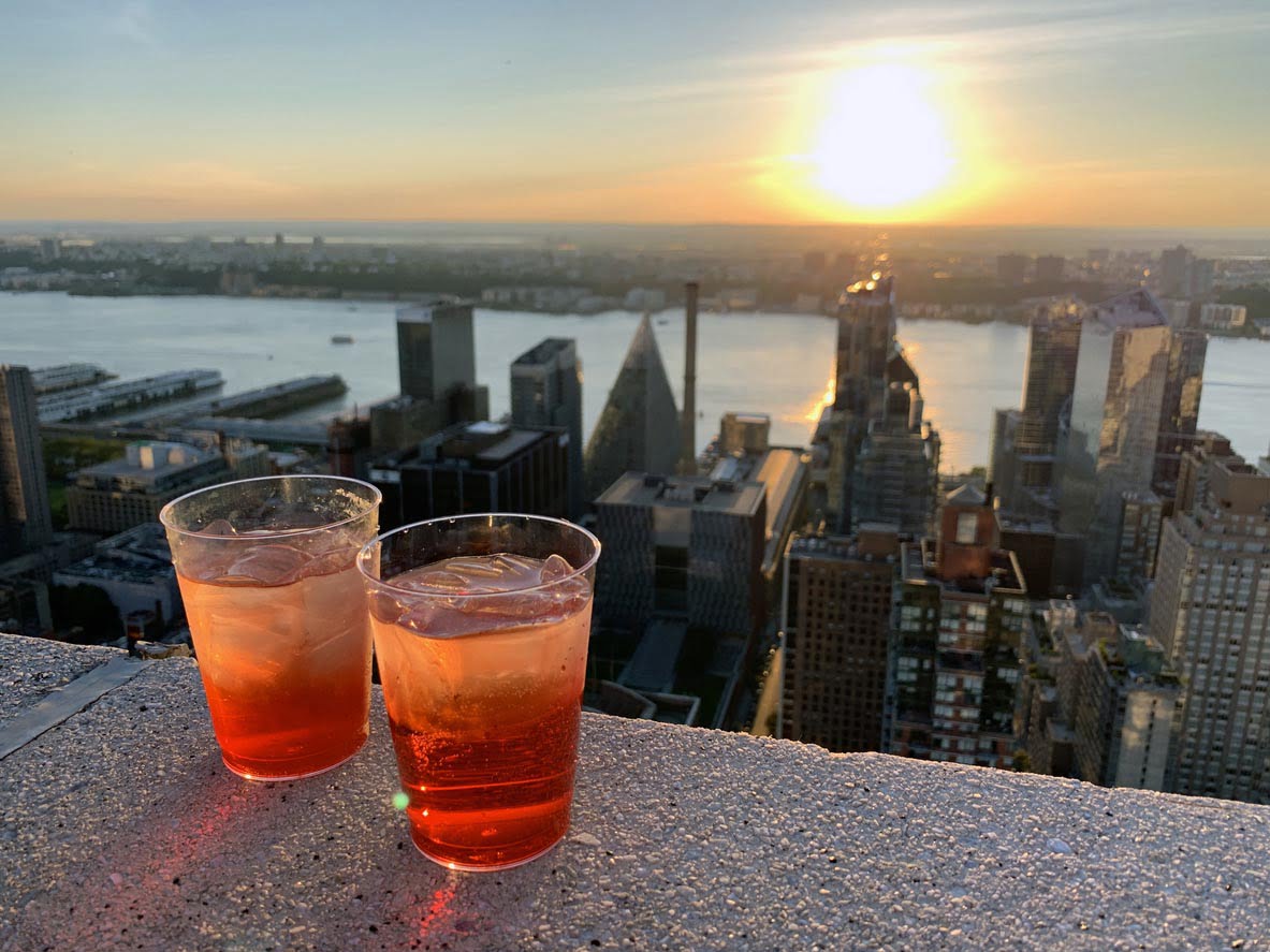 Boire un verre sur un rooftop à New york