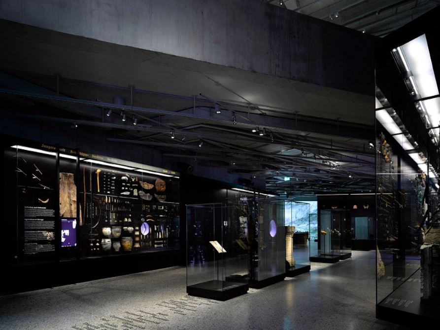 Aperçu De La Salle D'exposition Archéologique Musée National Suisse