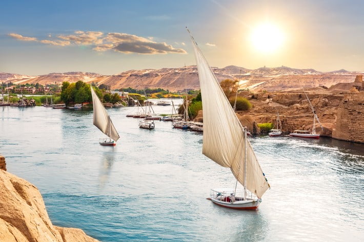Coucher De Soleil Sur Le Nil En Egypte
