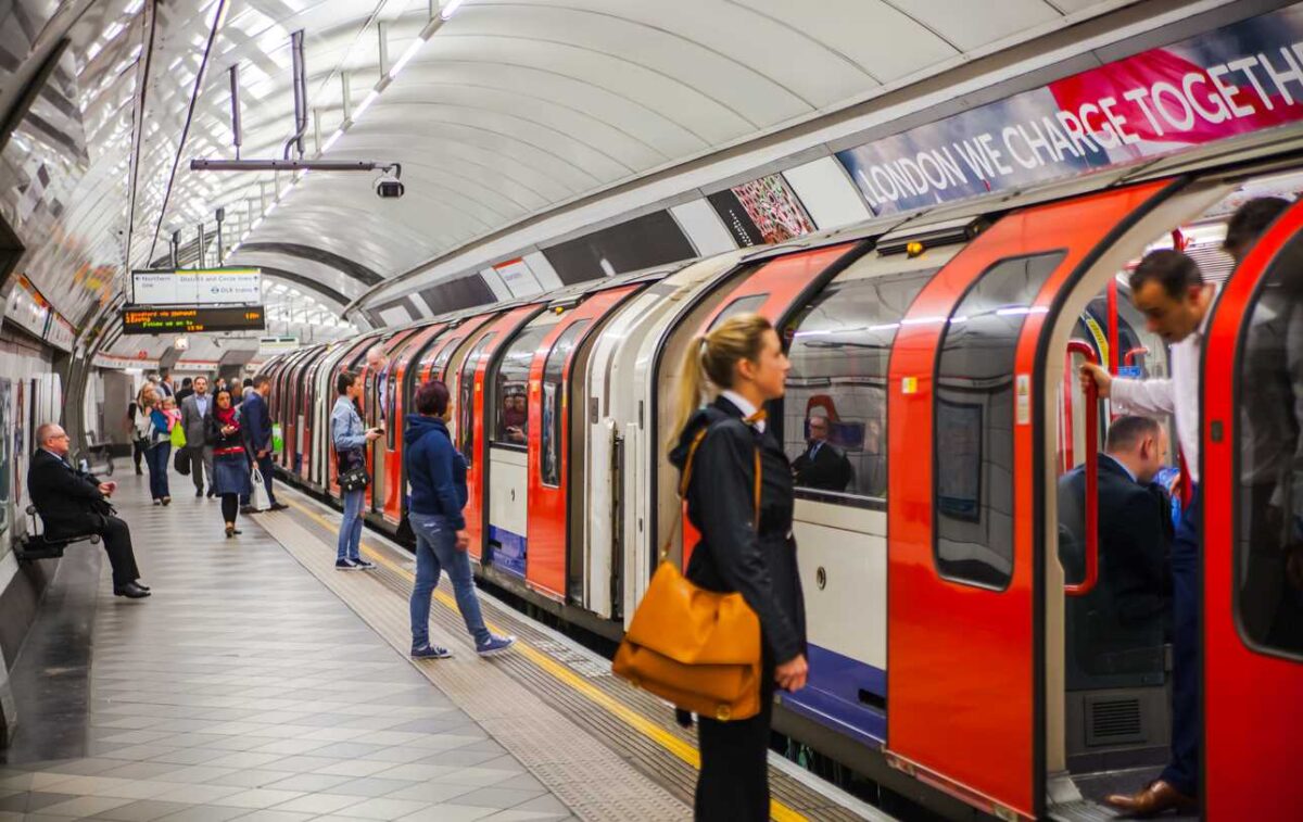 Prendre le métro à Londres : guide pratique pour se déplacer